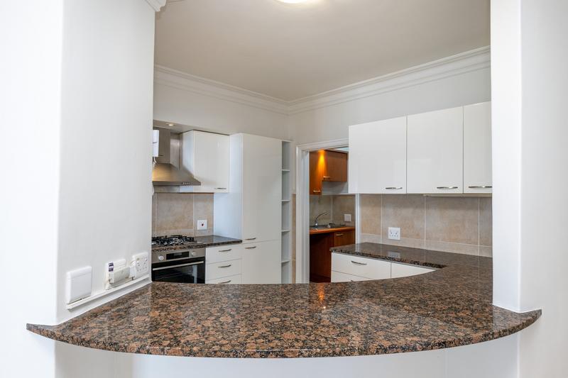 3 Bedroom Property for Sale in Sea Point Western Cape